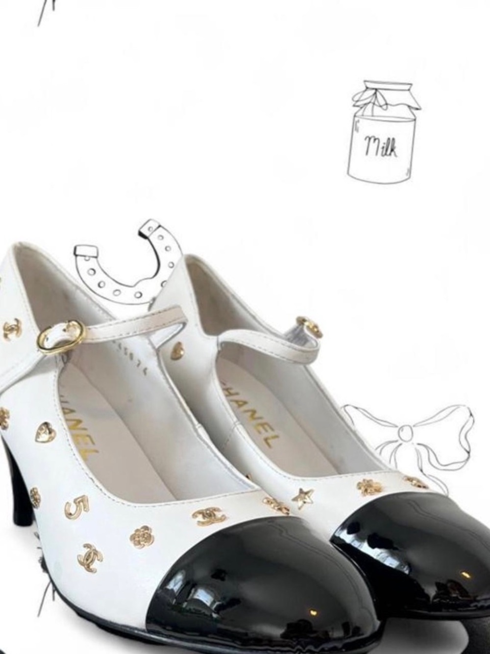 Chanel Patent Cap Toe Charms Mary Jane Pumps SZ 38 - Picture 2 of 6